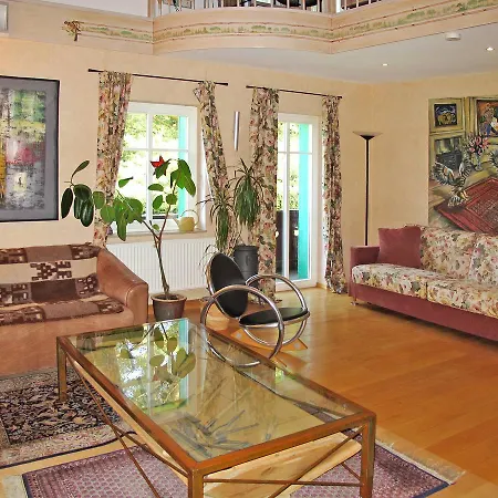 Villa Eulengluck - Oyn100 * Hain (Saxony)